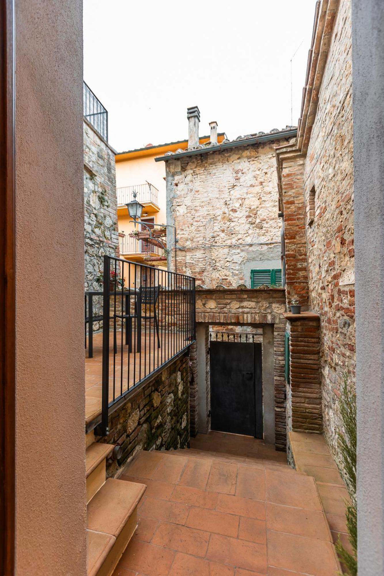 Apartamento La Casa Dello Sdrucciolo Montepulciano Stazione Exterior foto